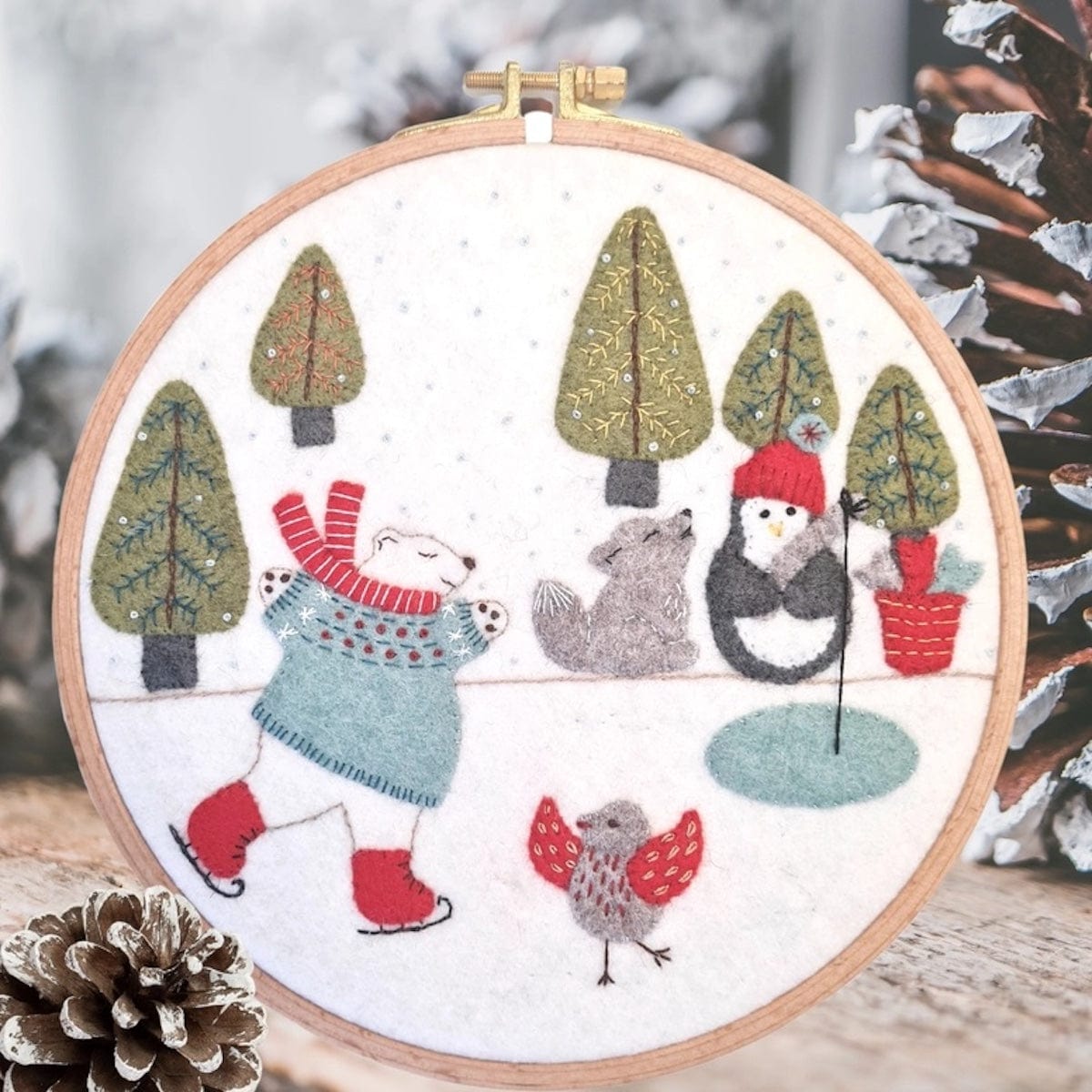 Corinne Lapierre Craft Sets Wool Mix Felt Applique Hoop Kit Skating On The Lake