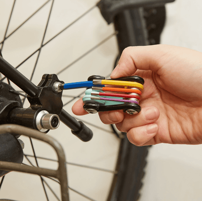 Kikkerland Novelty Gifts Rainbow 7 in 1 Multi Tool