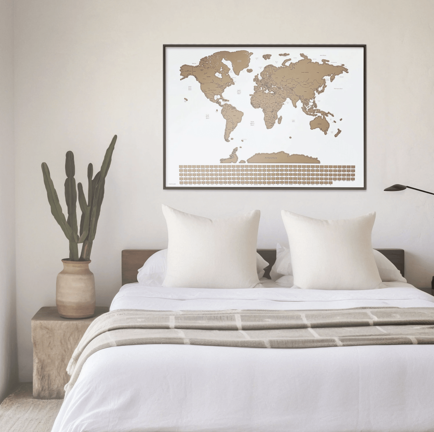 Splosh Gifts Novelty Gifts Gleneagles Scratch Off World Map - Interactive World Map Poster