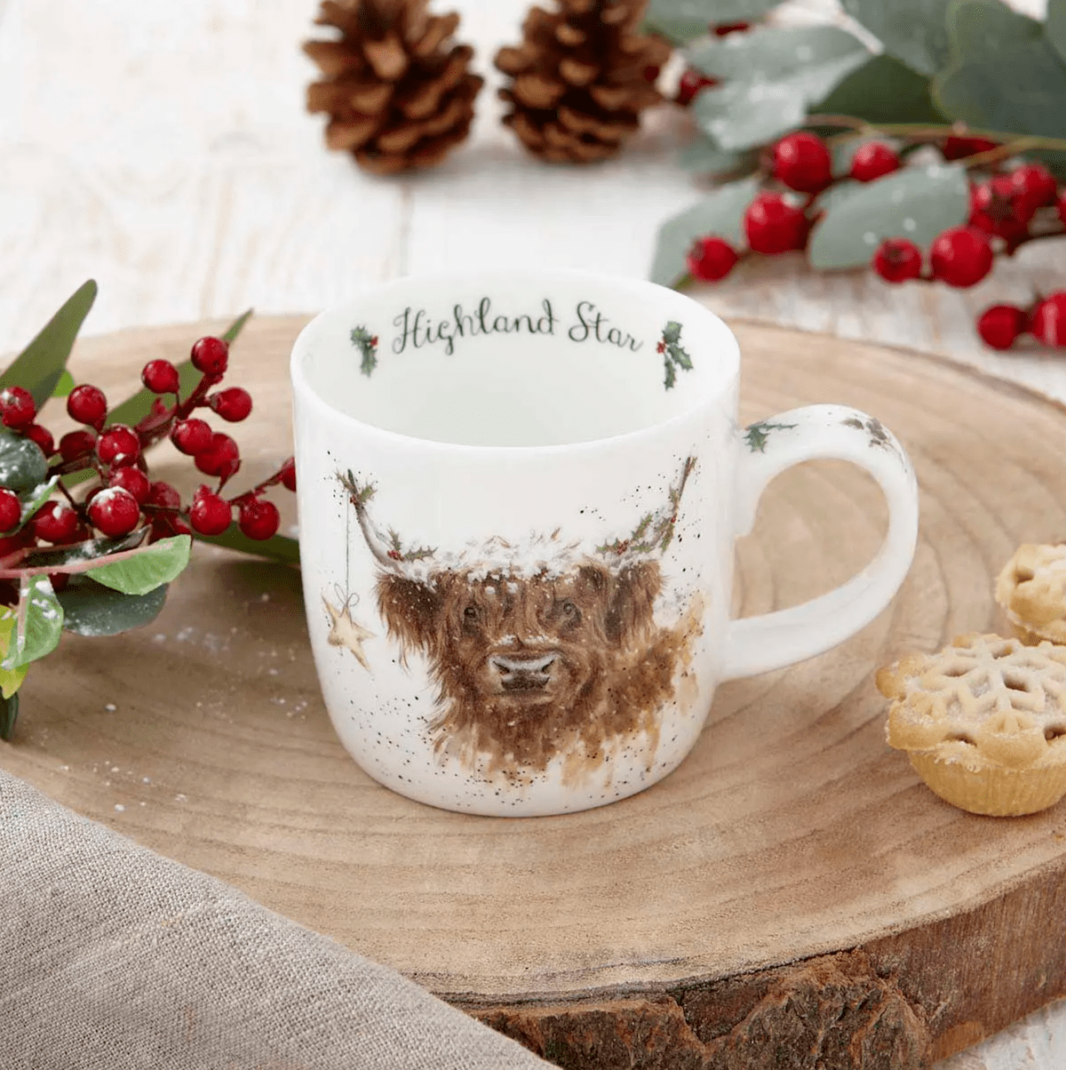 Wrendale Designs Mugs & Drinkware Highland Cow Star Christmas Mug